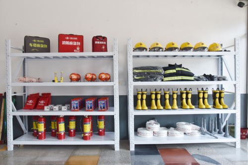 南安市檀林村微型消防站揭牌，闽山消防捐赠车辆及器材助力乡村安全